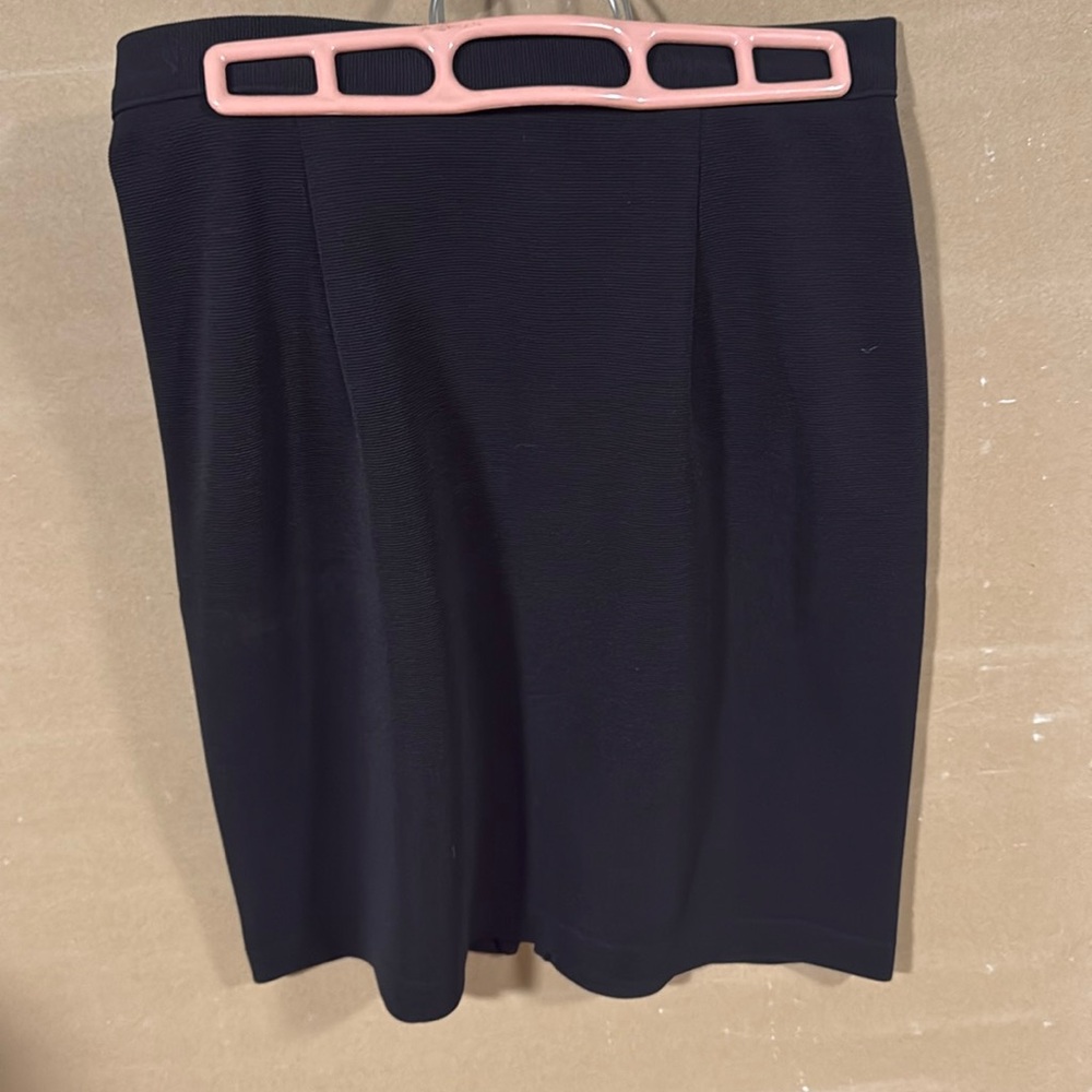 Black skirt